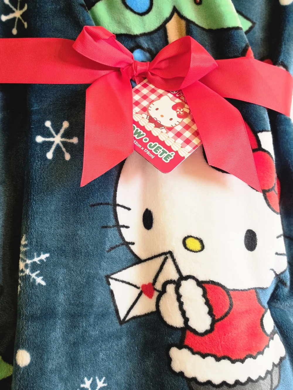 Sanrio Hello Kitty Christmas Plush Throw NWT 60x70